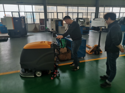  清潔設備廠家的洗地機清潔效果不理想怎么辦？